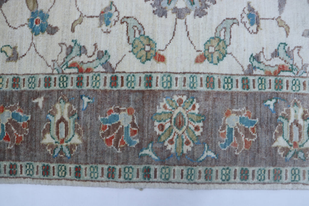 5x6 Beige & Gray Chobi Area Rug | Handmade Wool & Cotton Floral Rug | Luxury Chobi Rug