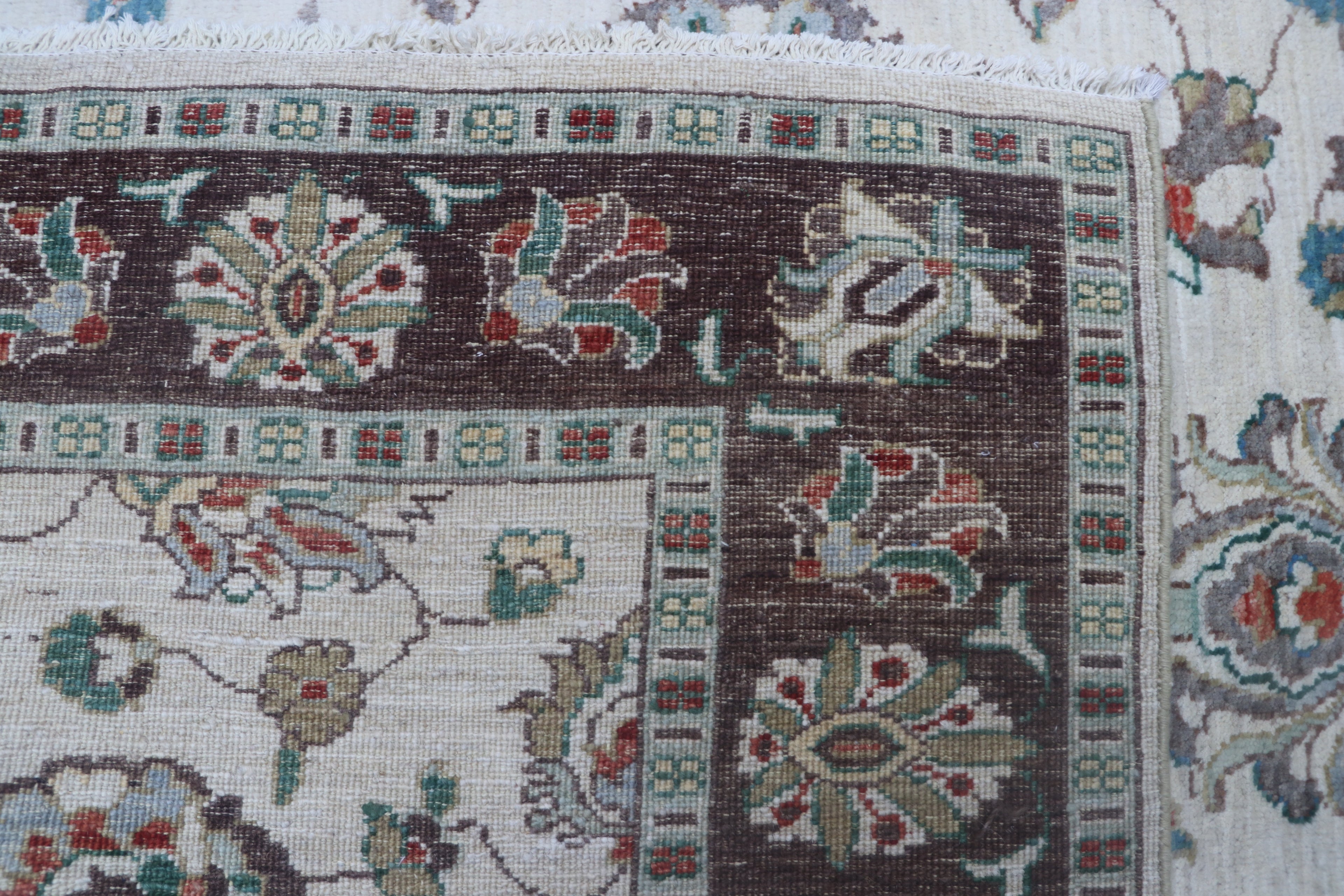 5x6 Beige & Gray Chobi Area Rug | Handmade Wool & Cotton Floral Rug | Luxury Chobi Rug