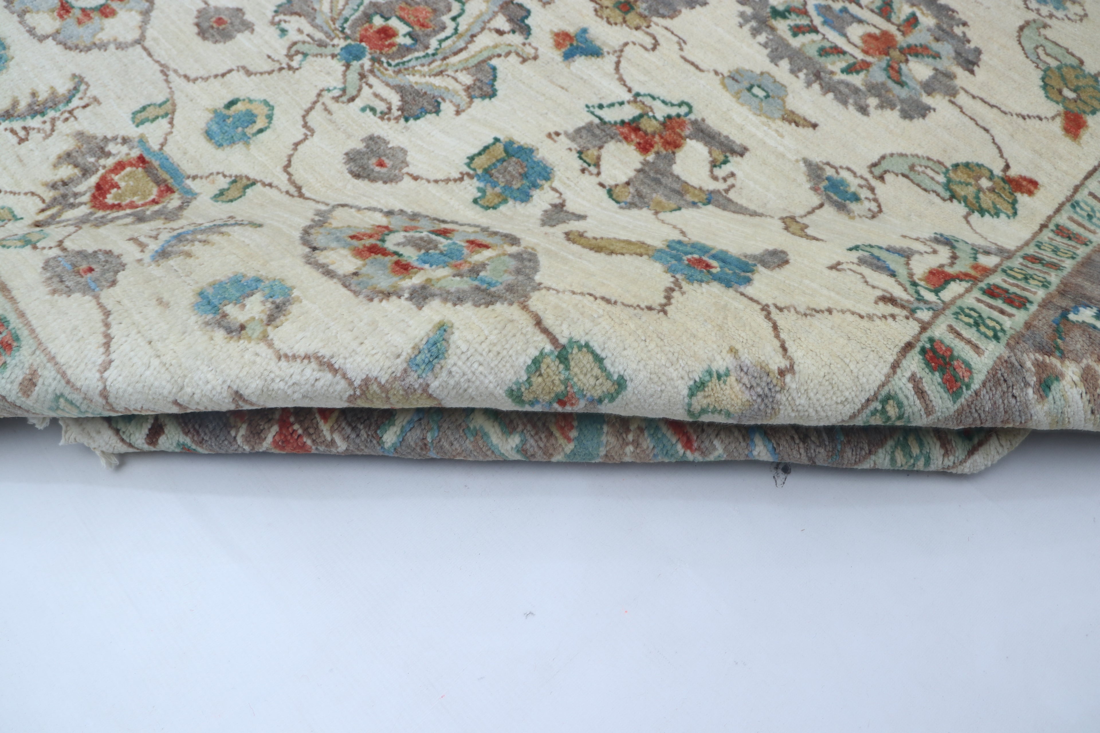 5x6 Beige & Gray Chobi Area Rug | Handmade Wool & Cotton Floral Rug | Luxury Chobi Rug