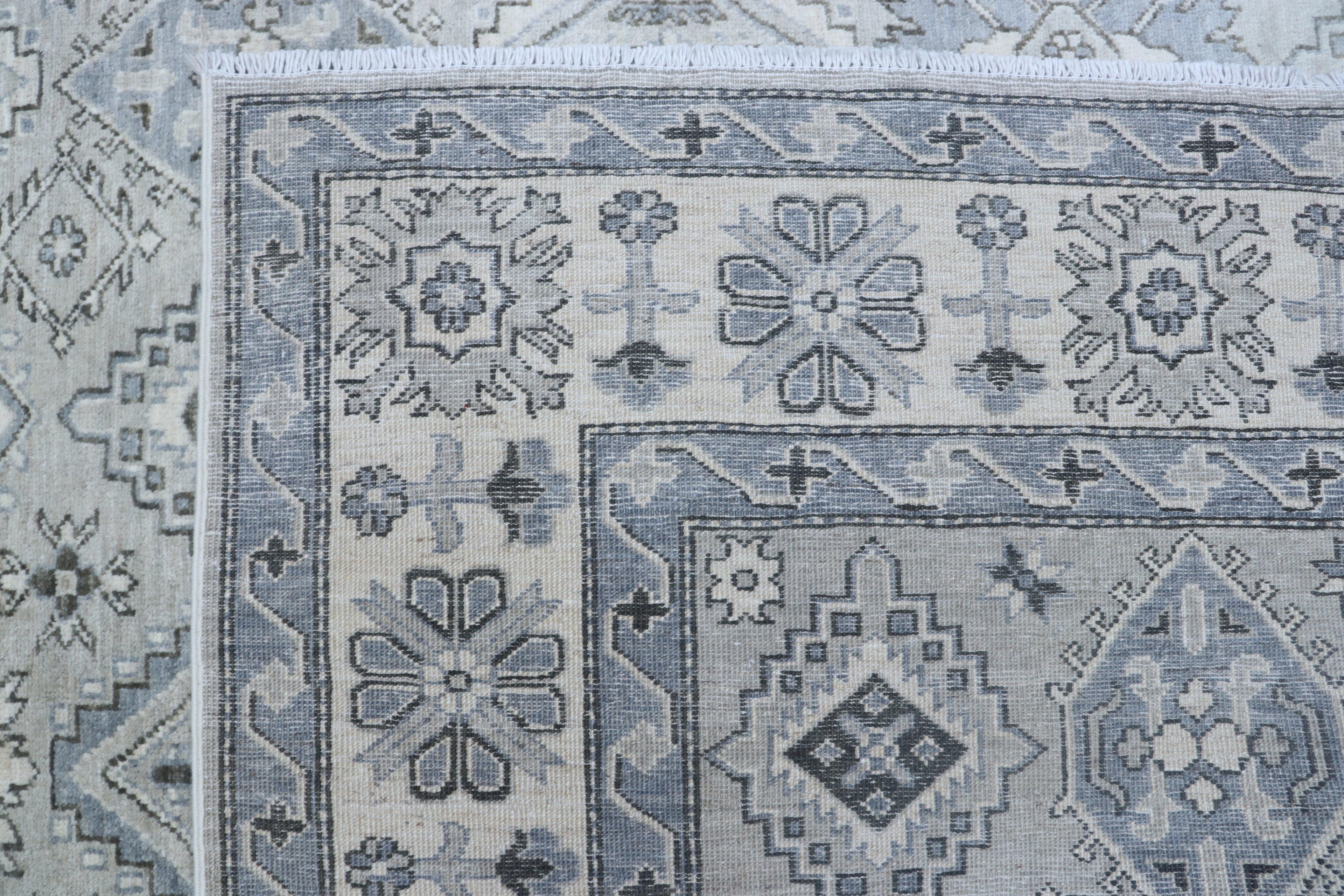 6x9 Gray & Beige Chobi Area Rug | Handmade Wool & Cotton Floral Rug | Luxury Chobi Rug