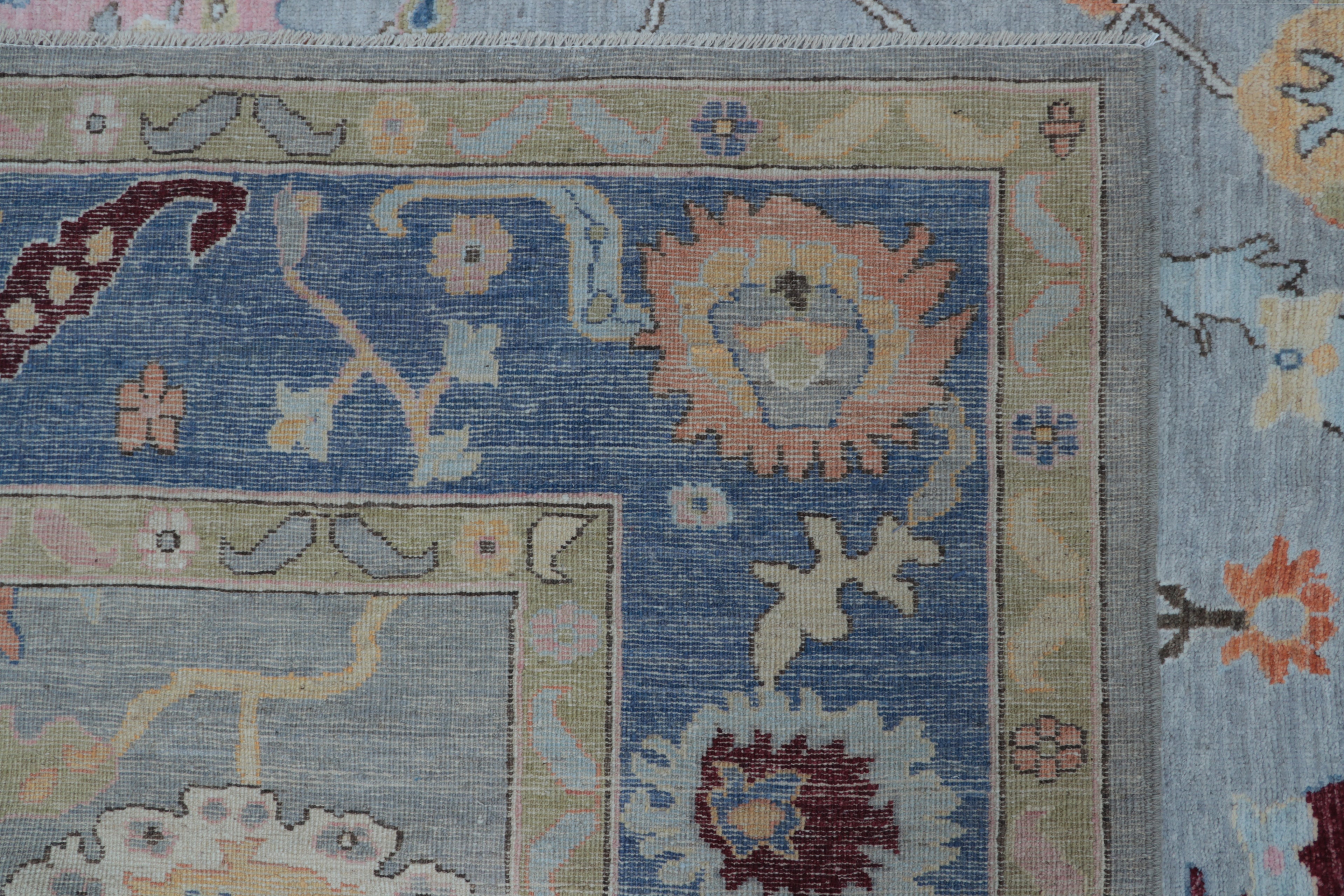8x10 Grey Floral Handmade Wool Rug | Luxury Area Rug