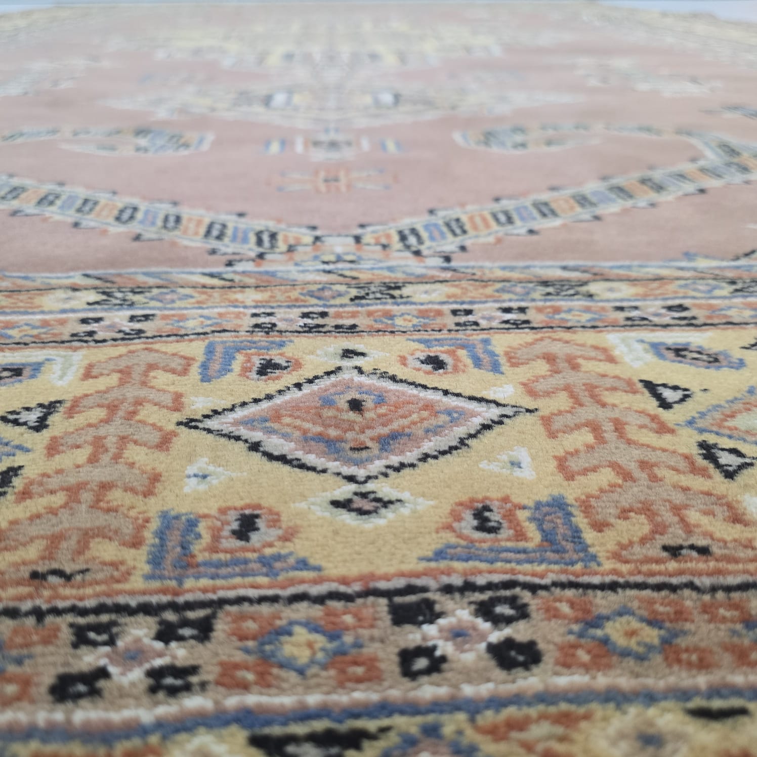 6x9 Copper Geometric Handmade Cotton & Wool Silk Touch Rug | Premium Luxury Area Rug