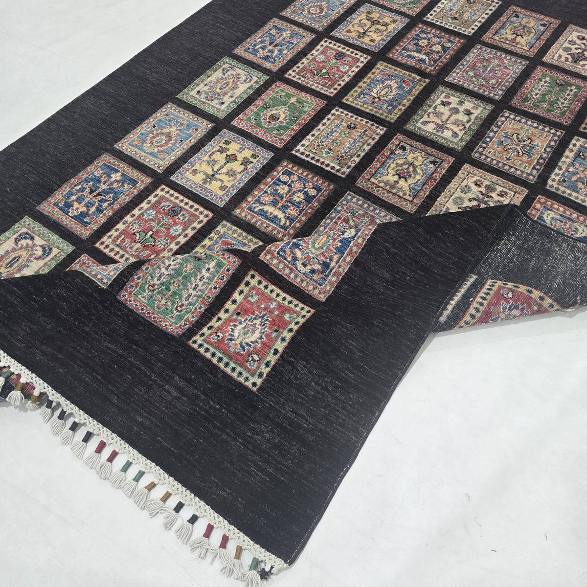 5.5x8 Black Gul-e-Ayena Area Rug | Handmade Wool & Cotton Rug