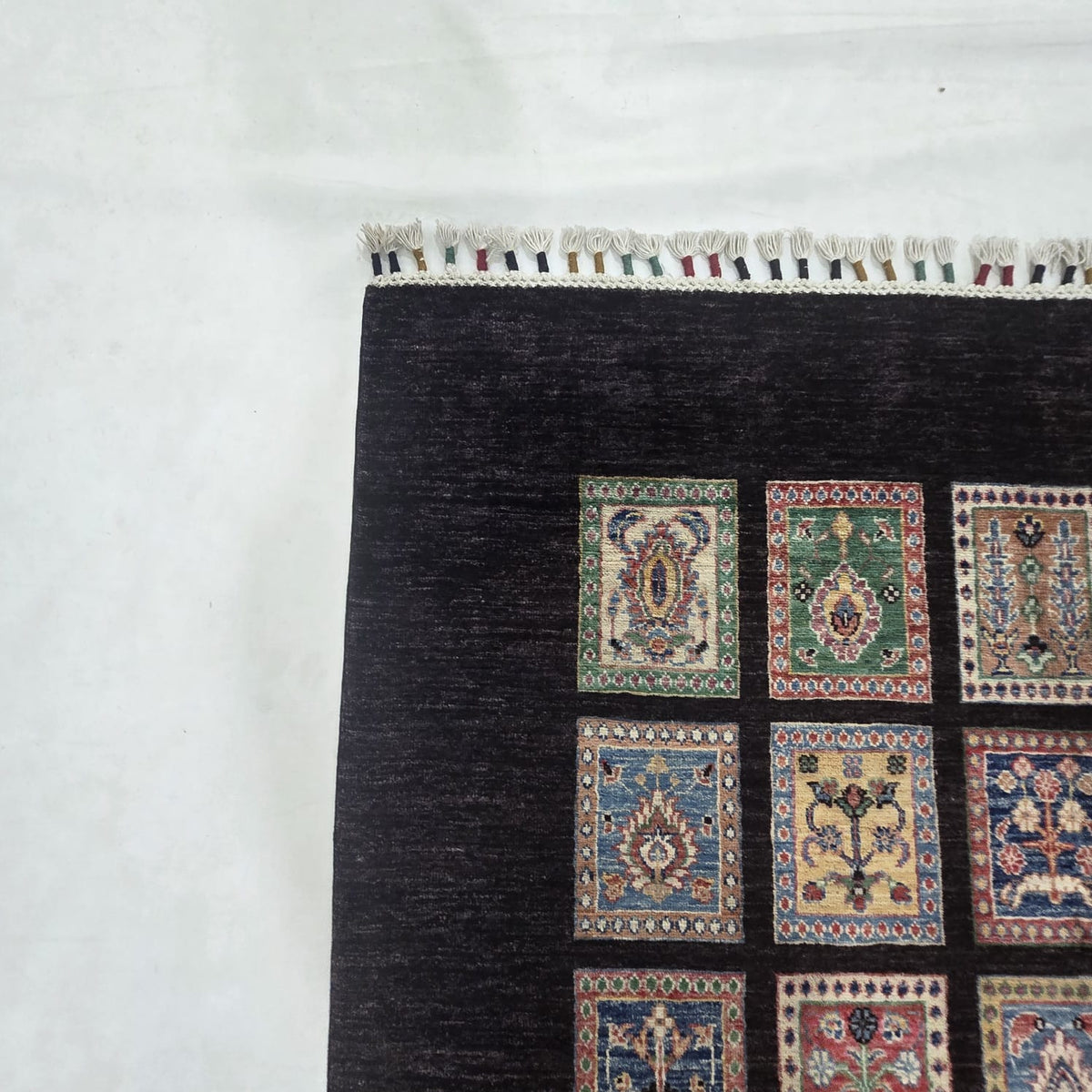 5.5x8 Black Gul-e-Ayena Area Rug | Handmade Wool & Cotton Rug