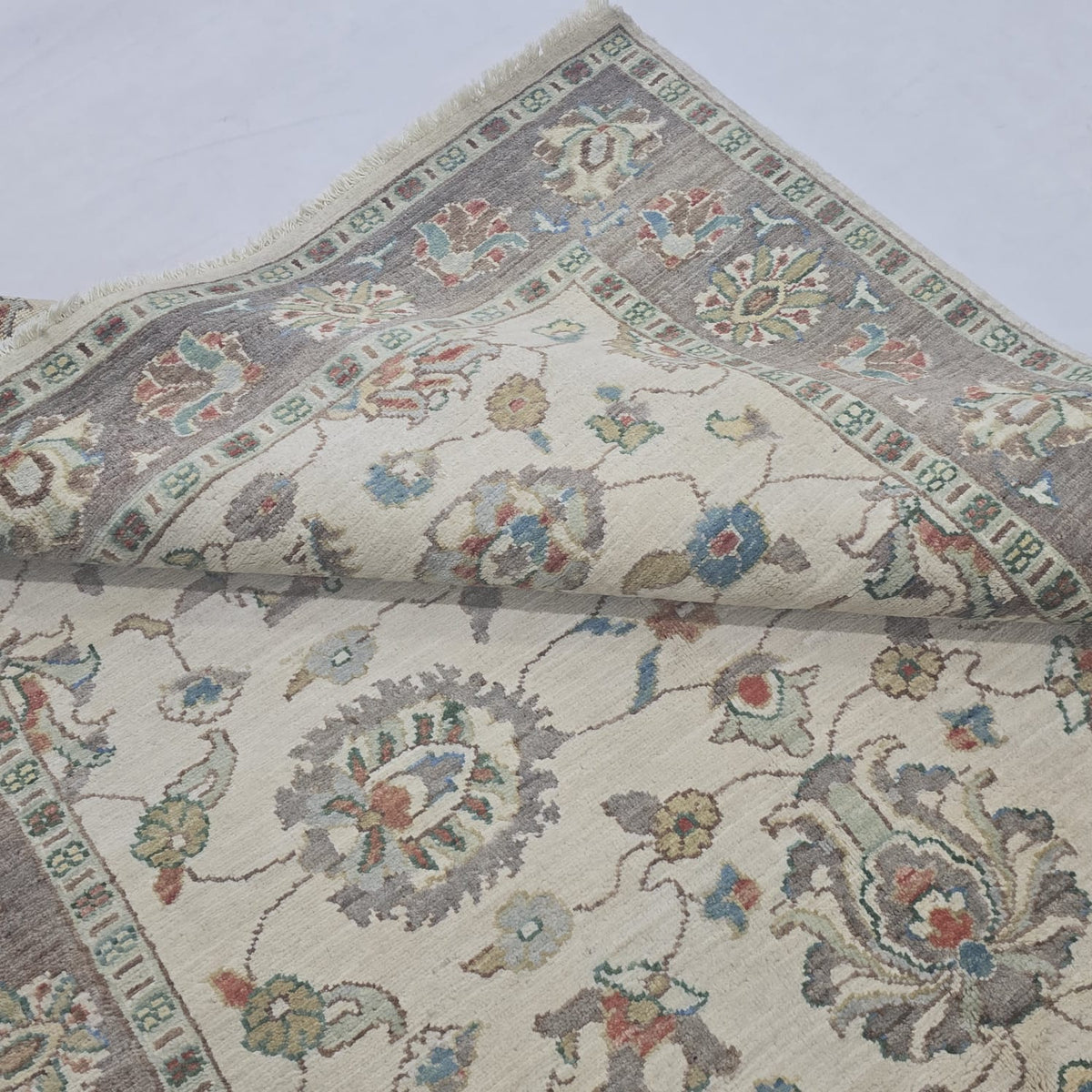 5x6 Beige Chobi Floral Area Rug | Handmade Wool & Cotton Rug