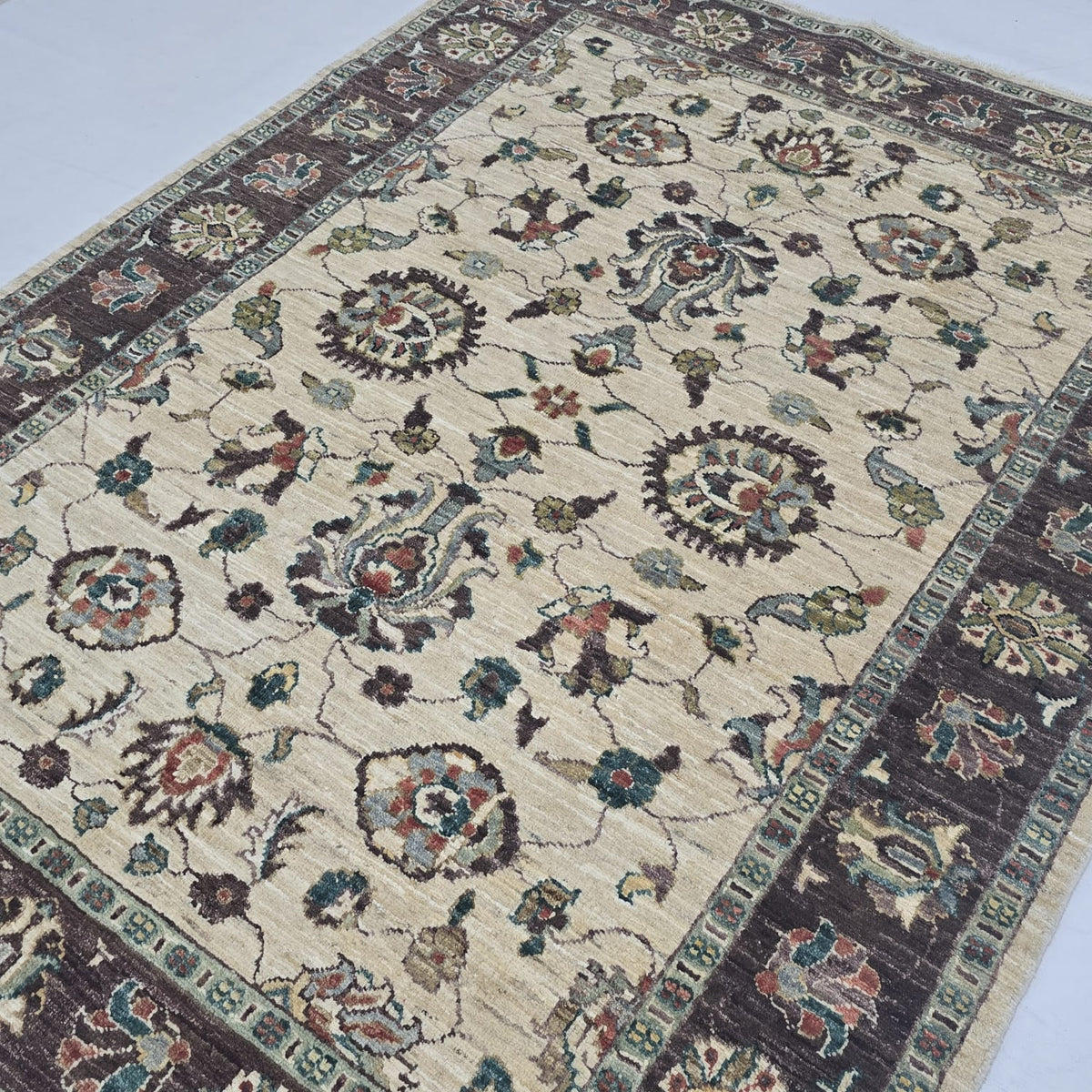 5x6.5 Beige Chobi Floral Area Rug | Handmade Wool & Cotton Rug