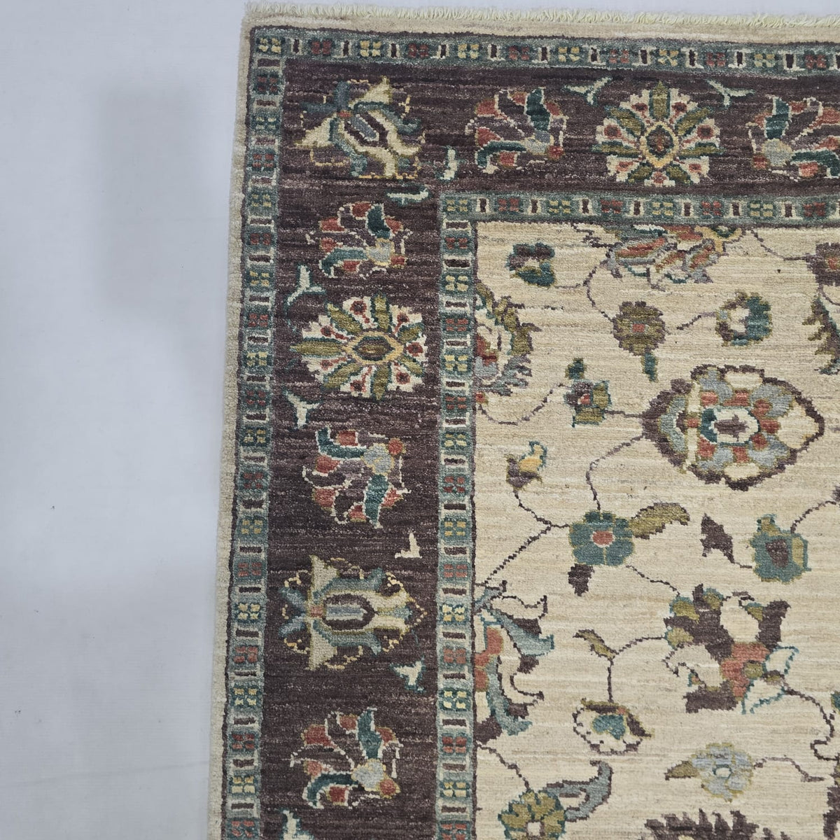 5x6.5 Beige Chobi Floral Area Rug | Handmade Wool & Cotton Rug