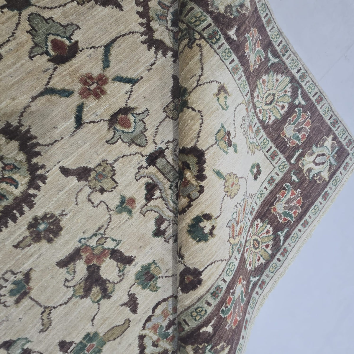 5x6.5 Beige Chobi Floral Area Rug | Handmade Wool & Cotton Rug
